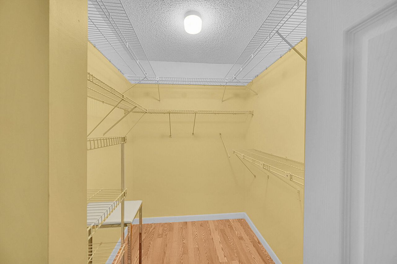 3154 Via Poinciana, Unit 306, Lake Worth, FL 33467 Photo