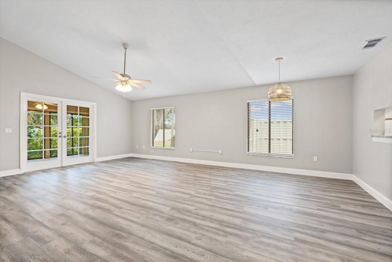 6401 Pelican Drive, Unit 80A, Bradenton, FL 34210 Photo