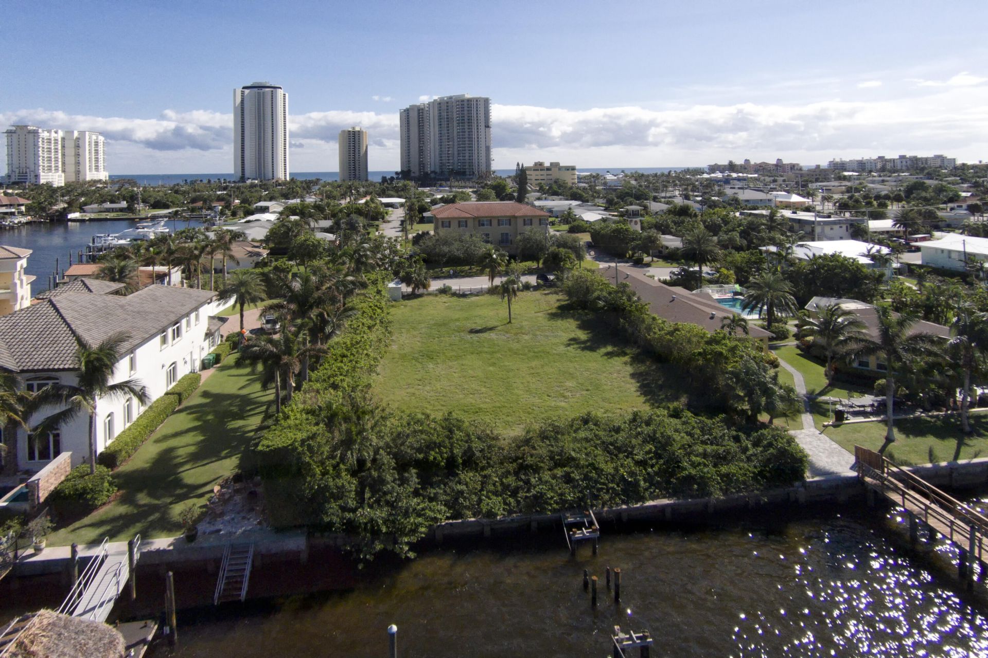 2715 Lake Drive, Riviera Beach, FL 33404 Photo