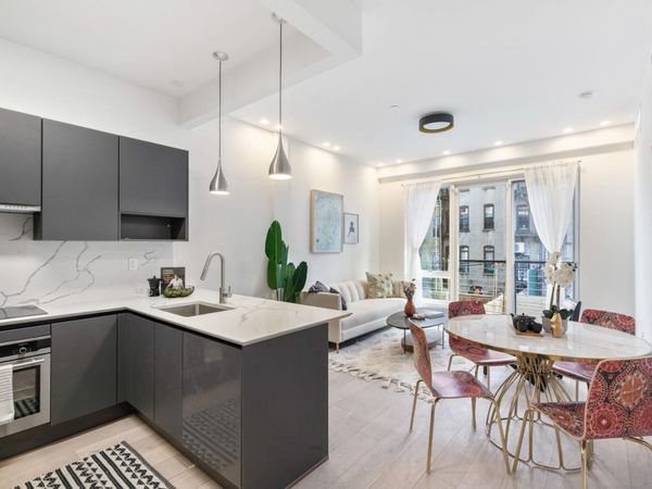 184 HURON Street, Unit 2B, Brooklyn, NY 11222