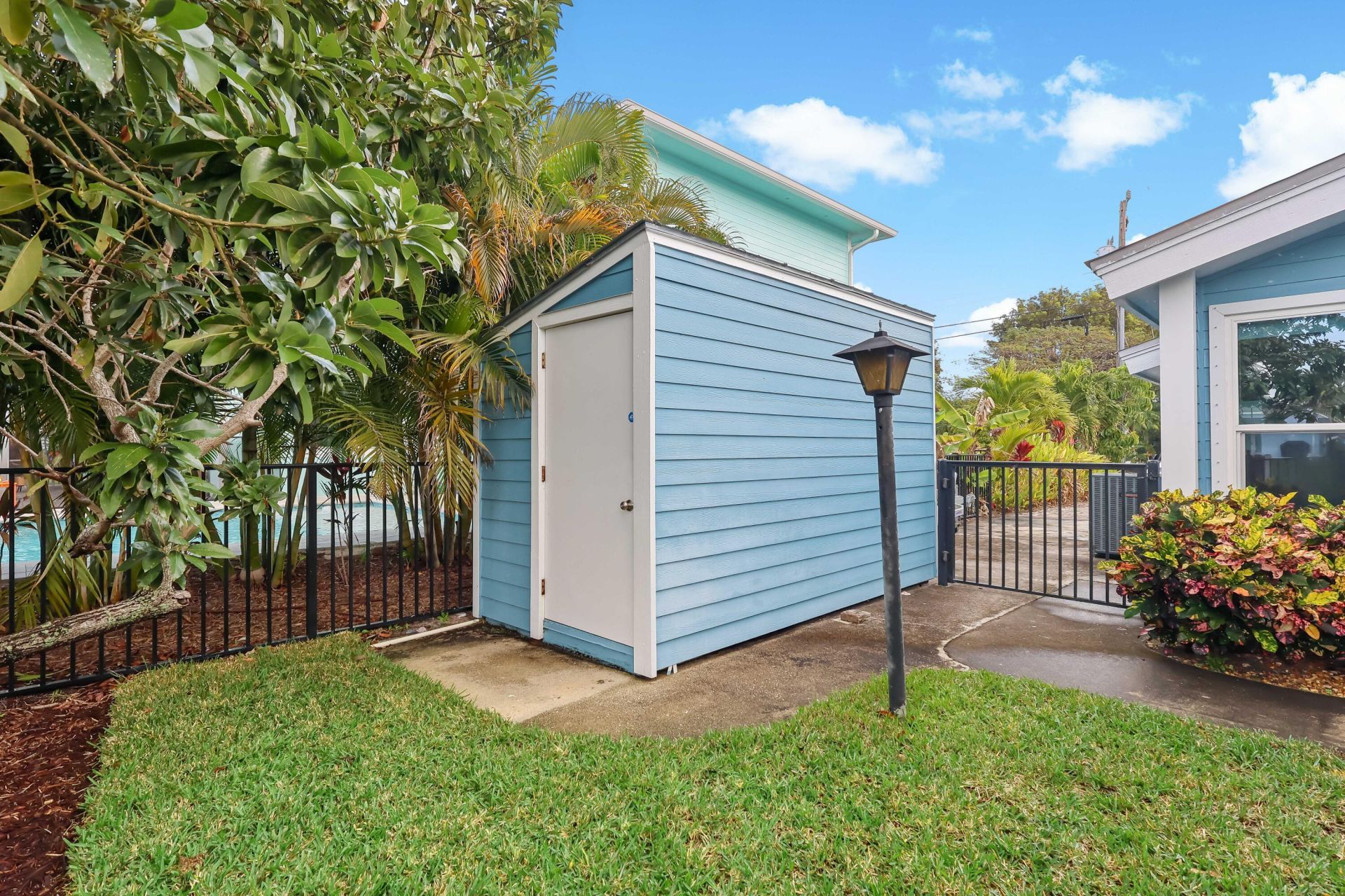 1319 SW Dyer Point Road, Palm City, FL 34990 Photo