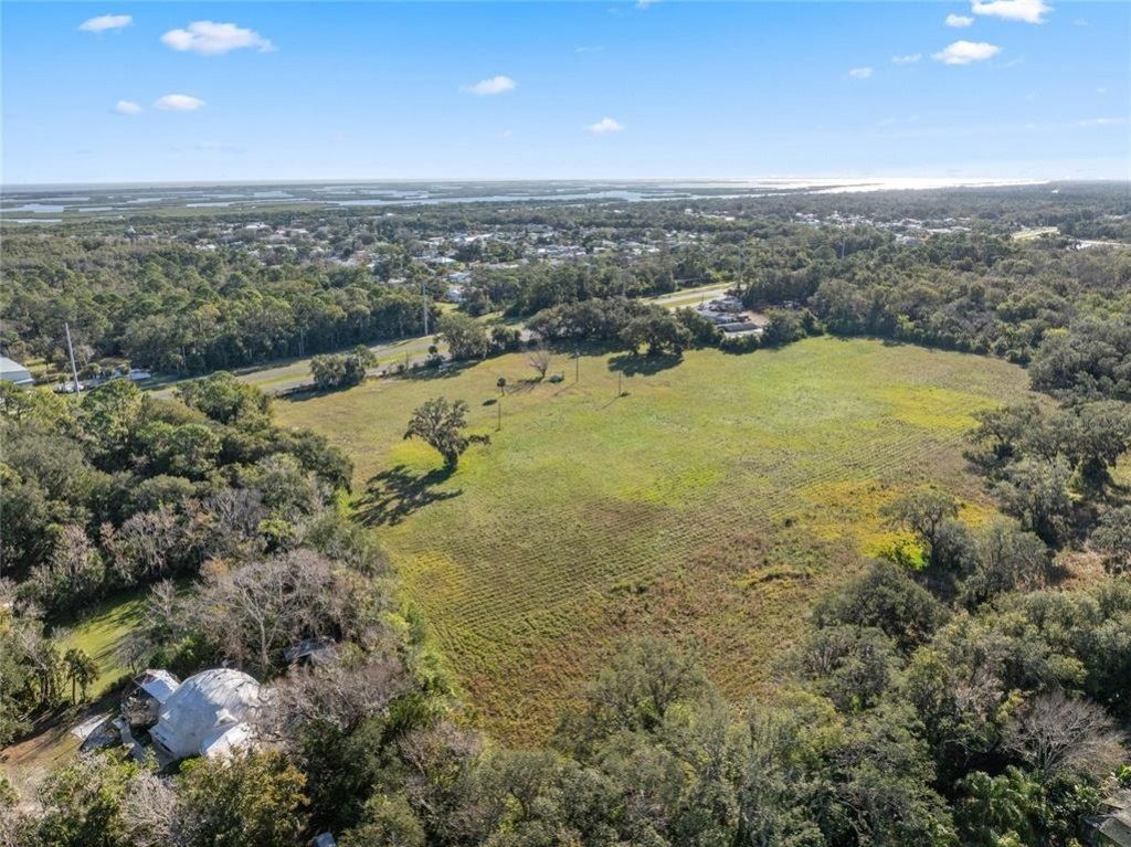 4558 S Ridgewood Avenue, Edgewater, FL 32141 Photo