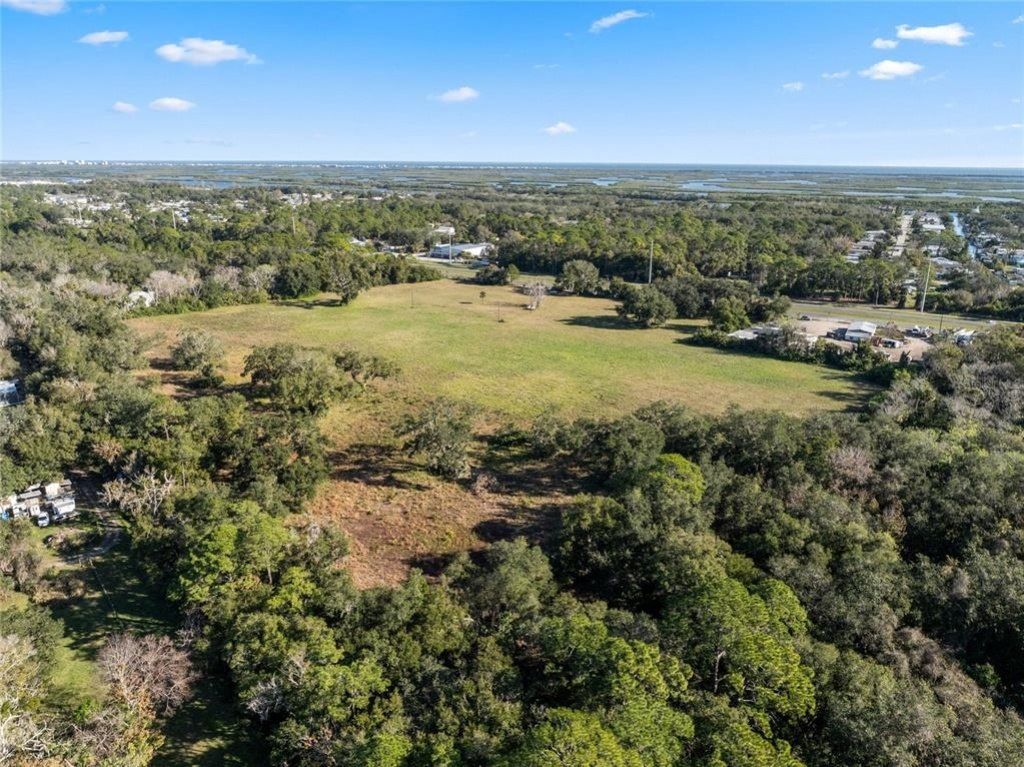 4558 S Ridgewood Avenue, Edgewater, FL 32141 Photo