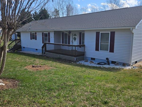 271 Stradley Mountain Road, Asheville, NC 28806