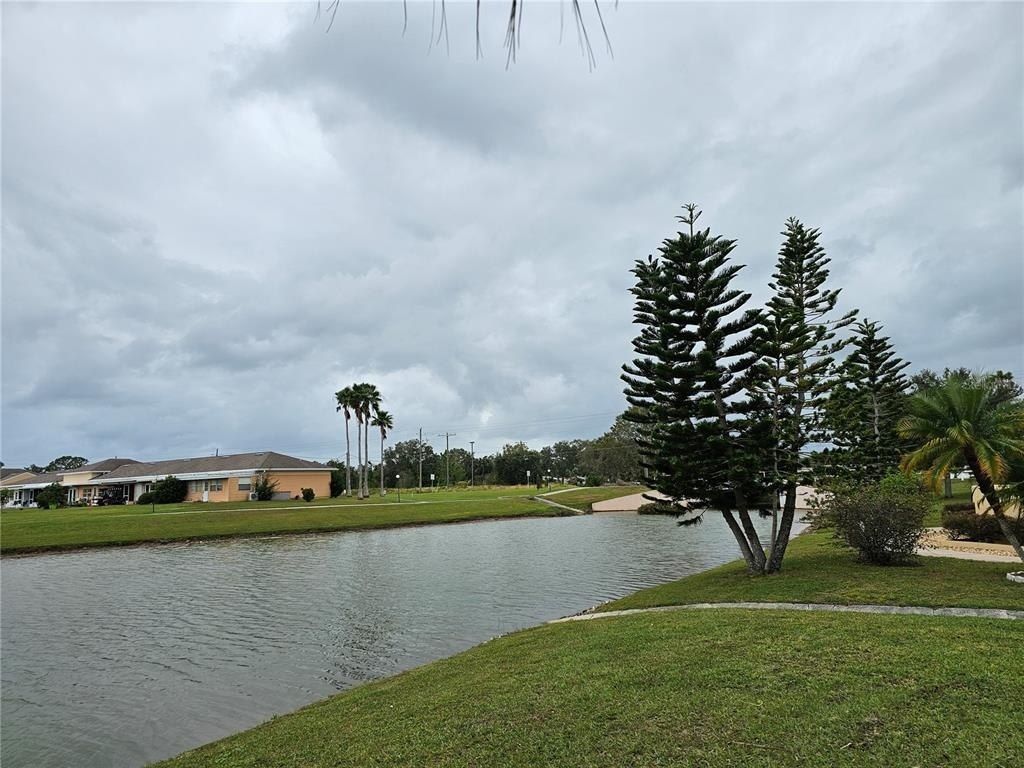 915 Club Circle, Lakeshore, FL 33854 Photo