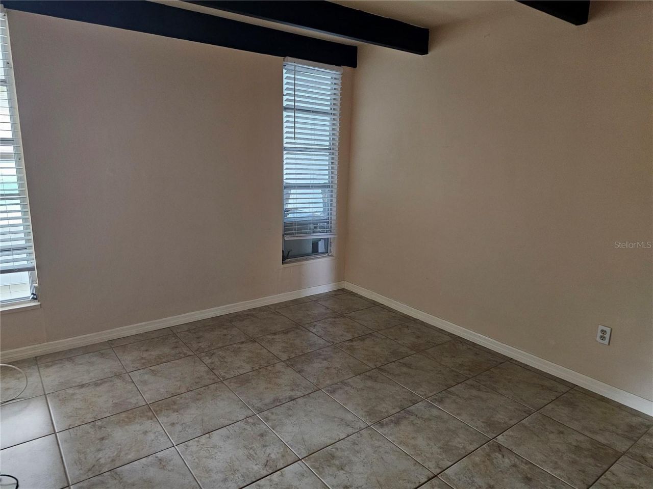 915 Club Circle, Lakeshore, FL 33854 Photo