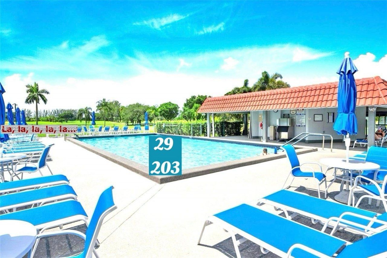 611 S Hollybrook Dr, Unit 203, Pembroke Pines, FL 33025 Photo