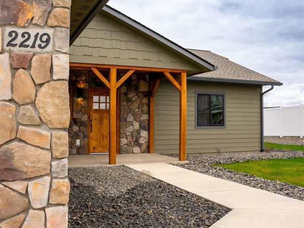 2219 Powers Drive, Lewiston, ID 83501