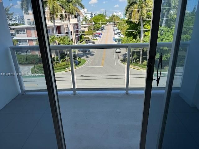 9381 E Bay Harbor Dr, Unit 401N, Bay Harbor Islands, FL 33154 Photo