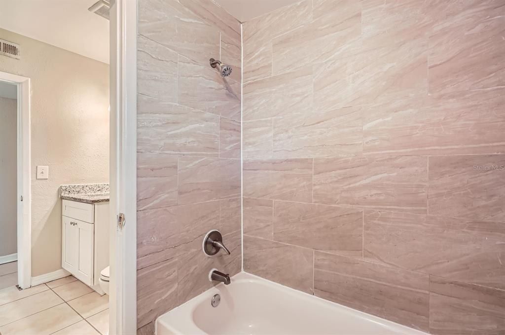 634 Newton Avenue S, Saint Petersburg, FL 33701 Photo