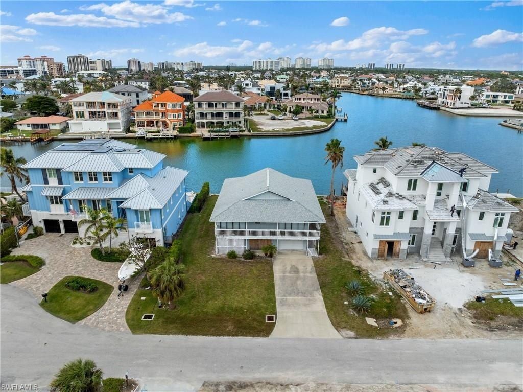 259 Trade Winds Ave, Naples, FL 34108 Photo