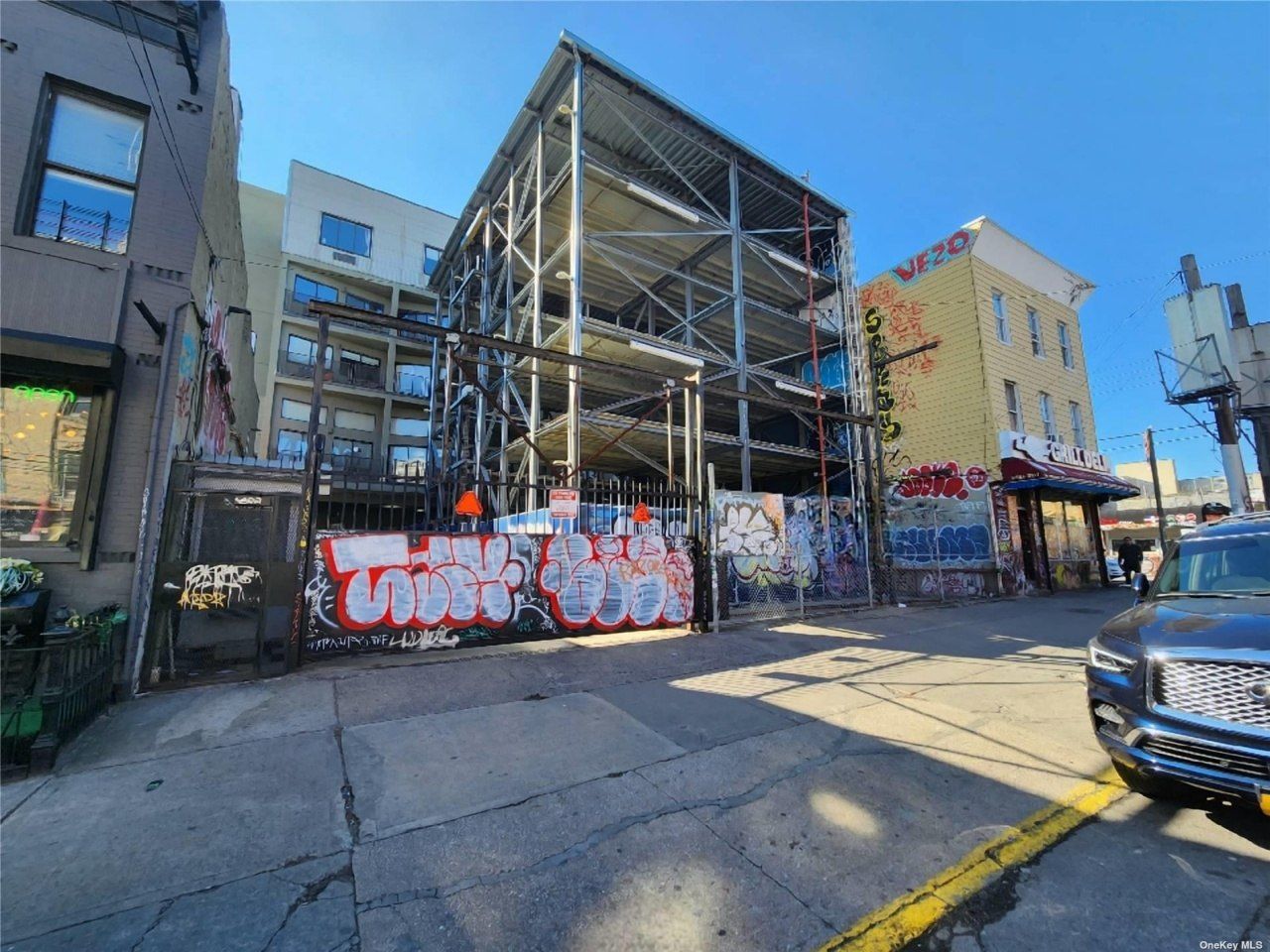 102 Wyckoff Avenue, Brooklyn, NY 11237 Main Photo