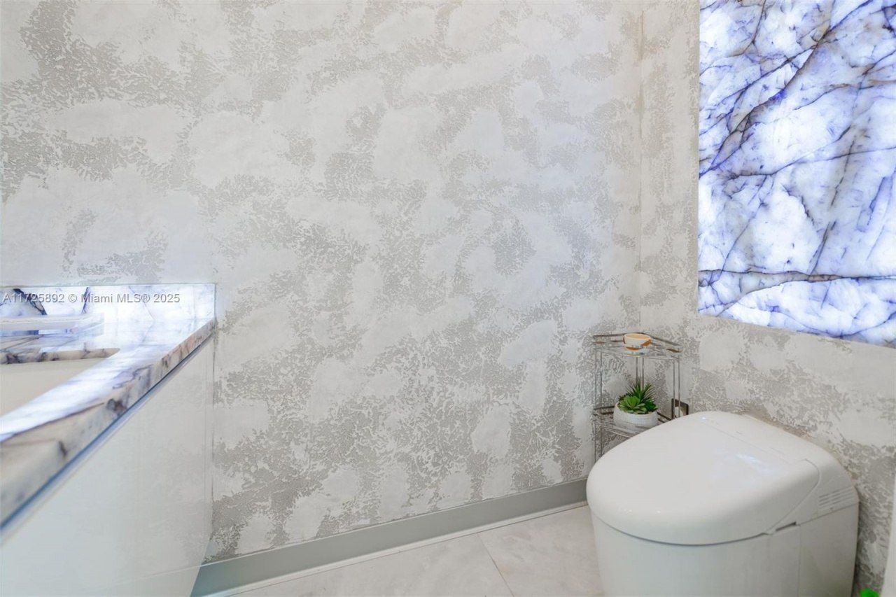 17141 Collins Ave, Unit 3602, Sunny Isles Beach, FL 33160 Photo