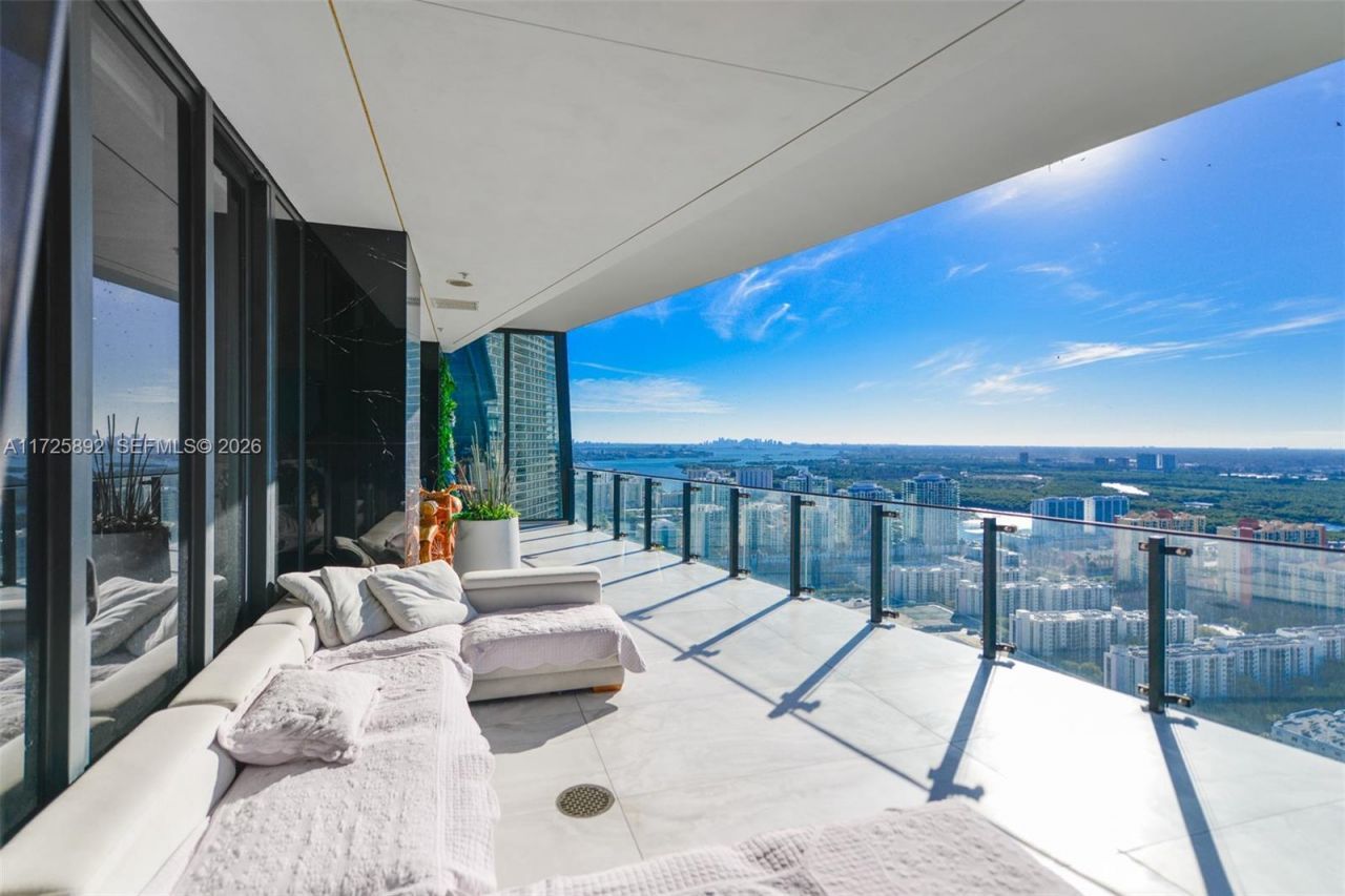 17141 Collins Ave, Unit 3602, Sunny Isles Beach, FL 33160 Photo