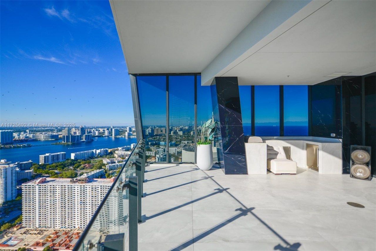 17141 Collins Ave, Unit 3602, Sunny Isles Beach, FL 33160 Photo