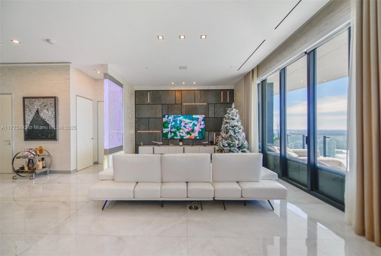 17141 Collins Ave, Unit 3602, Sunny Isles Beach, FL 33160 Photo