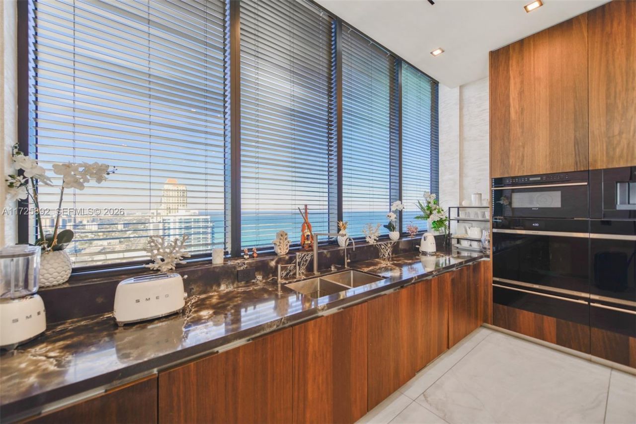 17141 Collins Ave, Unit 3602, Sunny Isles Beach, FL 33160 Photo
