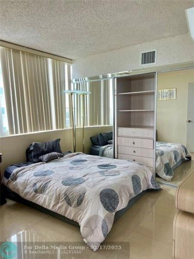 5005 Collins Avenue, Unit 1210, Miami Beach, FL 33140 Photo