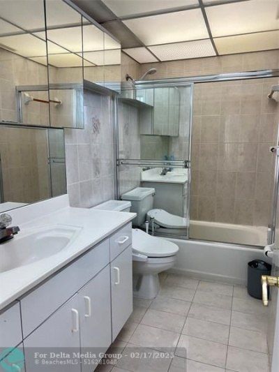 5005 Collins Avenue, Unit 1210, Miami Beach, FL 33140 Photo