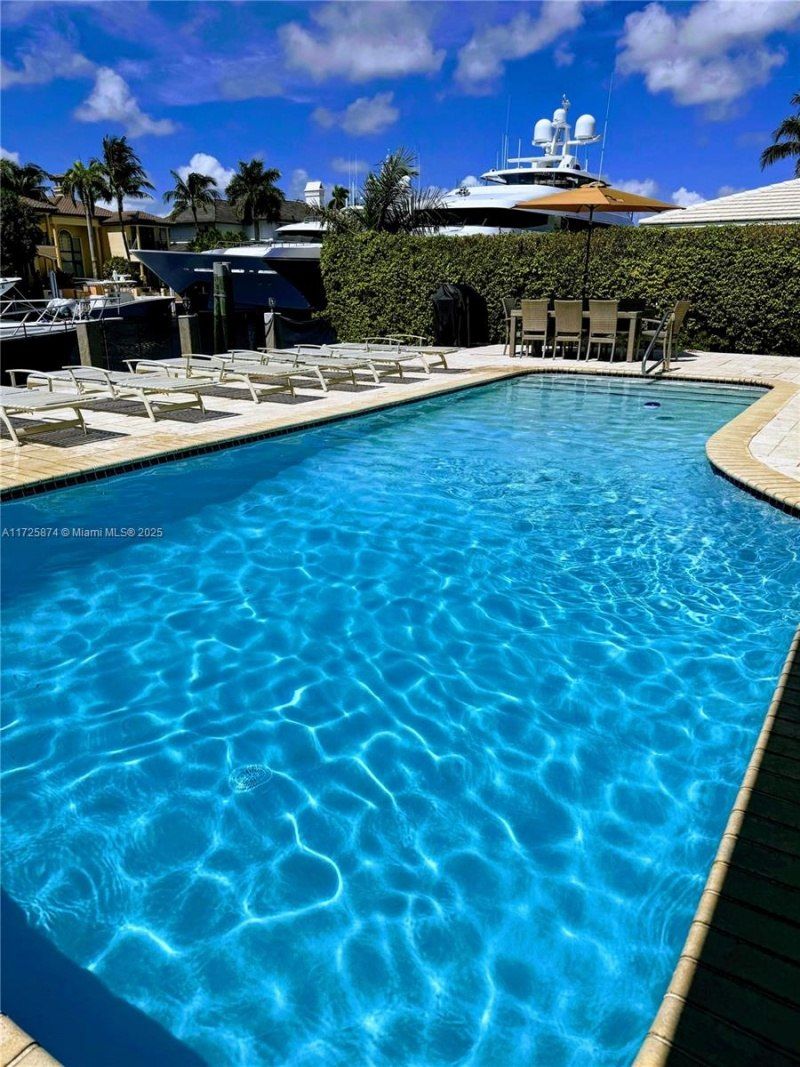 12 Isla Bahia Dr, Fort Lauderdale, FL 33316 Photo