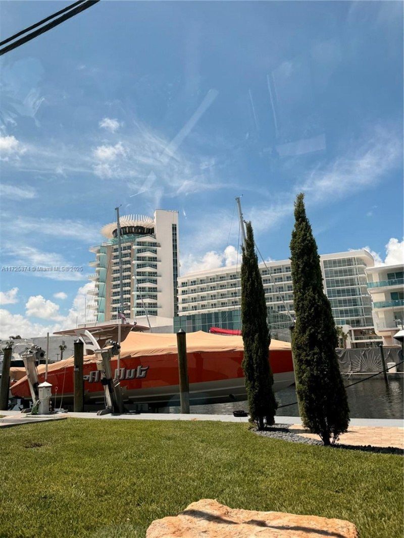 12 Isla Bahia Dr, Fort Lauderdale, FL 33316 Photo