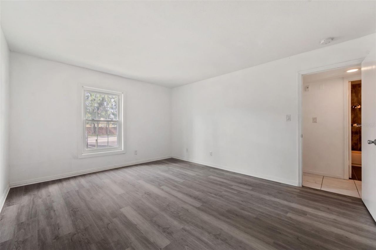 107 Seahorse Drive Se, Unit A, Saint Petersburg, FL 33705 Photo