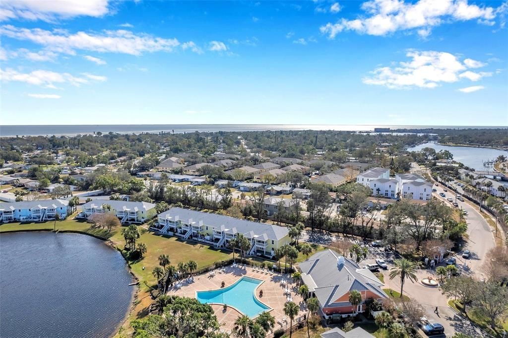 107 Seahorse Drive Se, Unit A, Saint Petersburg, FL 33705 Photo