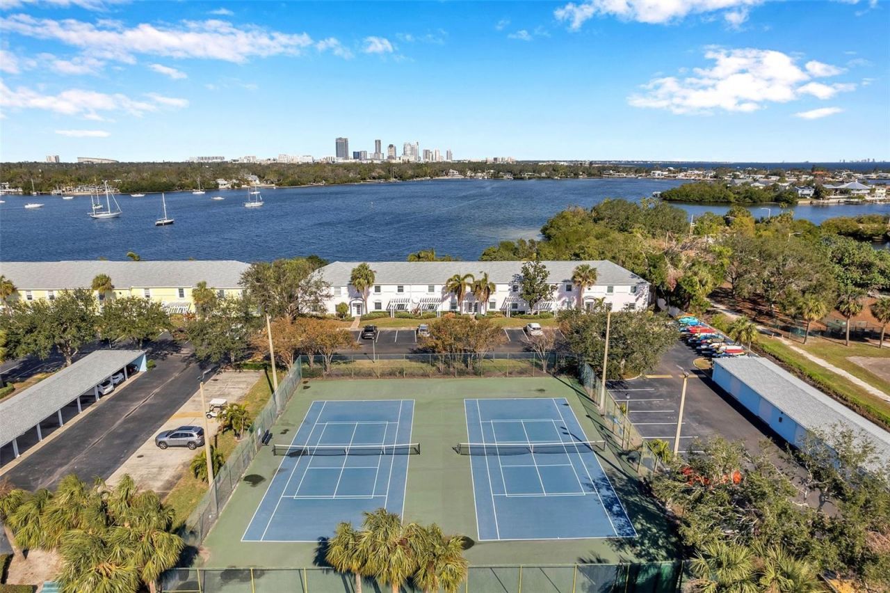 107 Seahorse Drive Se, Unit A, Saint Petersburg, FL 33705 Photo