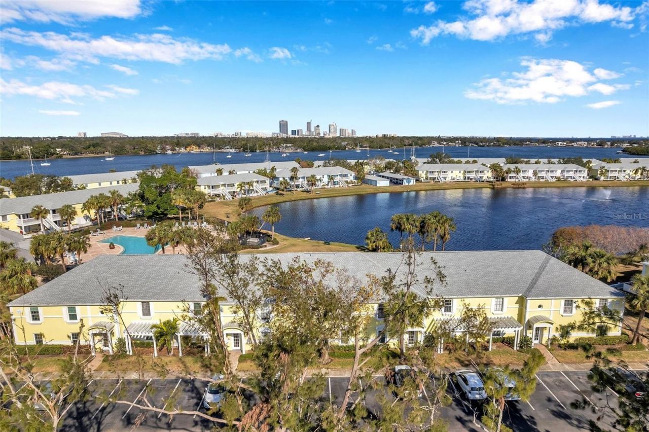 107 Seahorse Drive Se, Unit A, Saint Petersburg, FL 33705 Photo