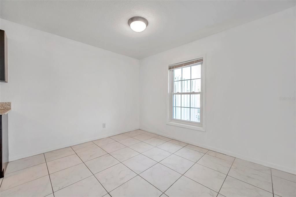 107 Seahorse Drive Se, Unit A, Saint Petersburg, FL 33705 Photo