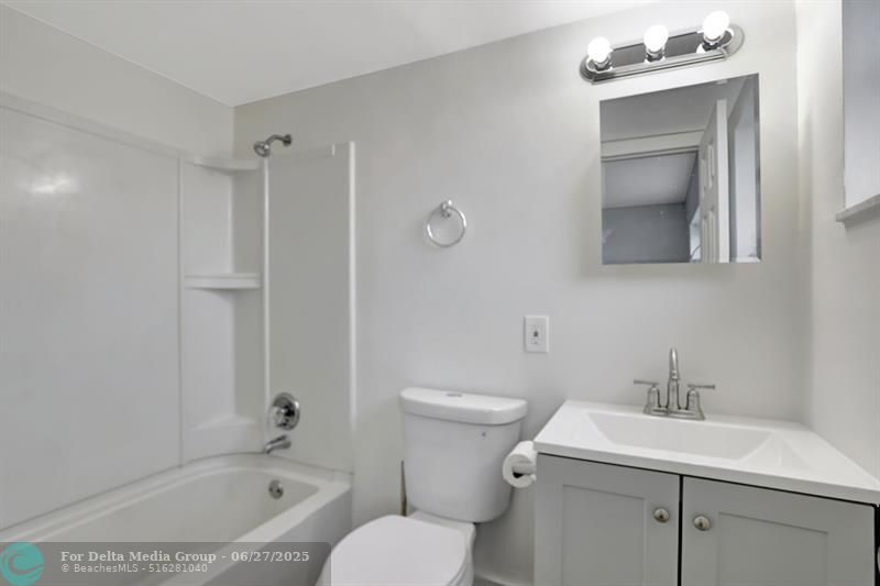 5168 NE 6th Ave, Unit 406, Fort Lauderdale, FL 33334 Photo