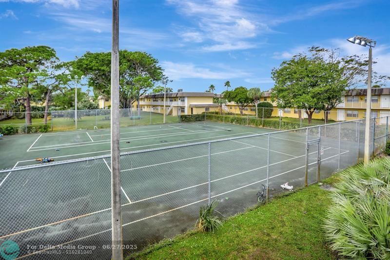 5168 NE 6th Ave, Unit 406, Fort Lauderdale, FL 33334 Photo