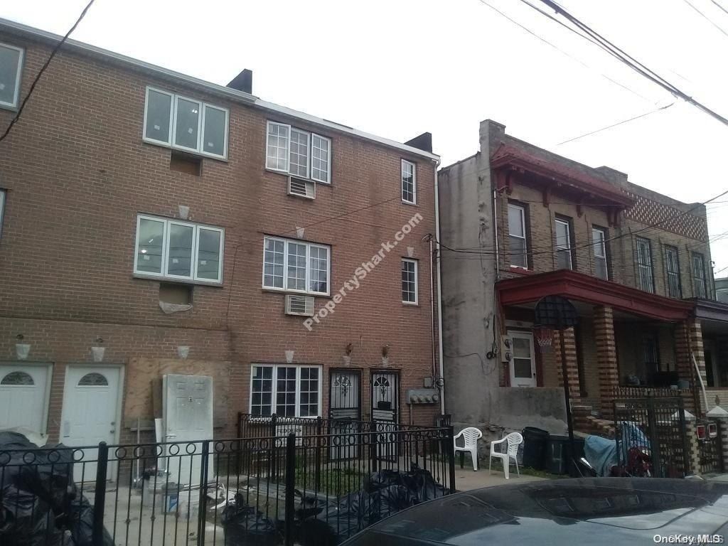 584 Hinsdale Street, Brooklyn, NY 11207 Main Photo