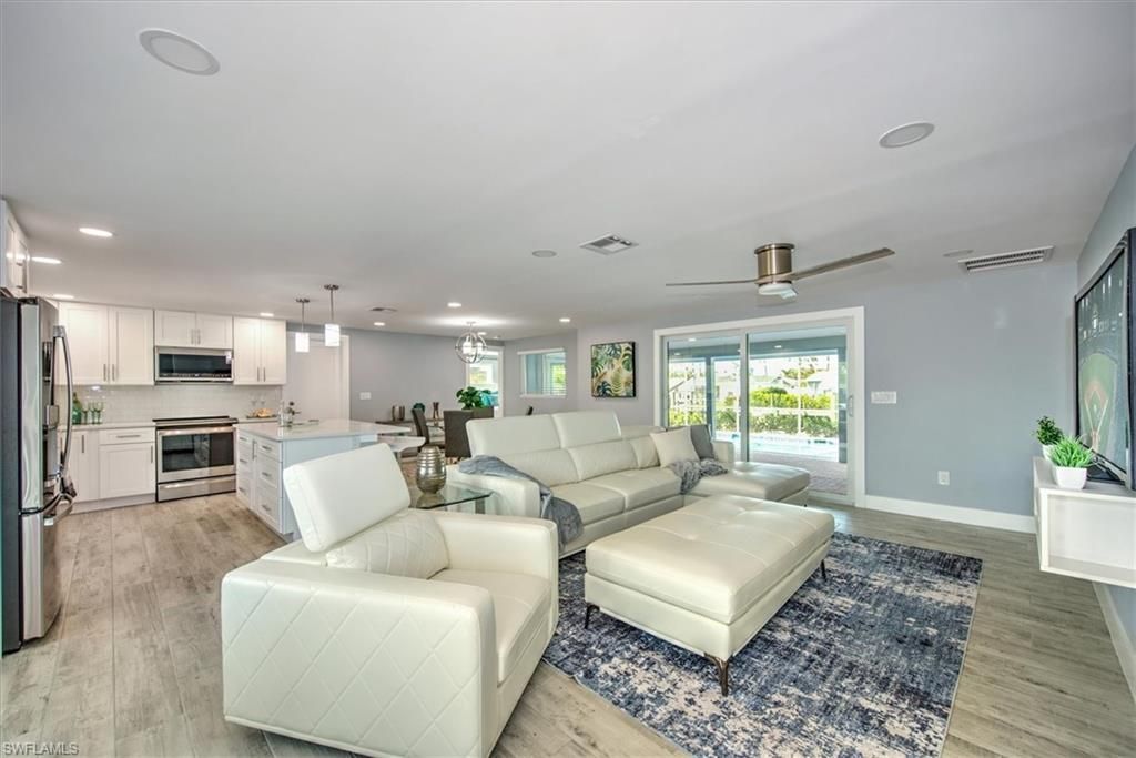 16 Palmview Blvd, Fort Myers Beach, FL 33931 Photo