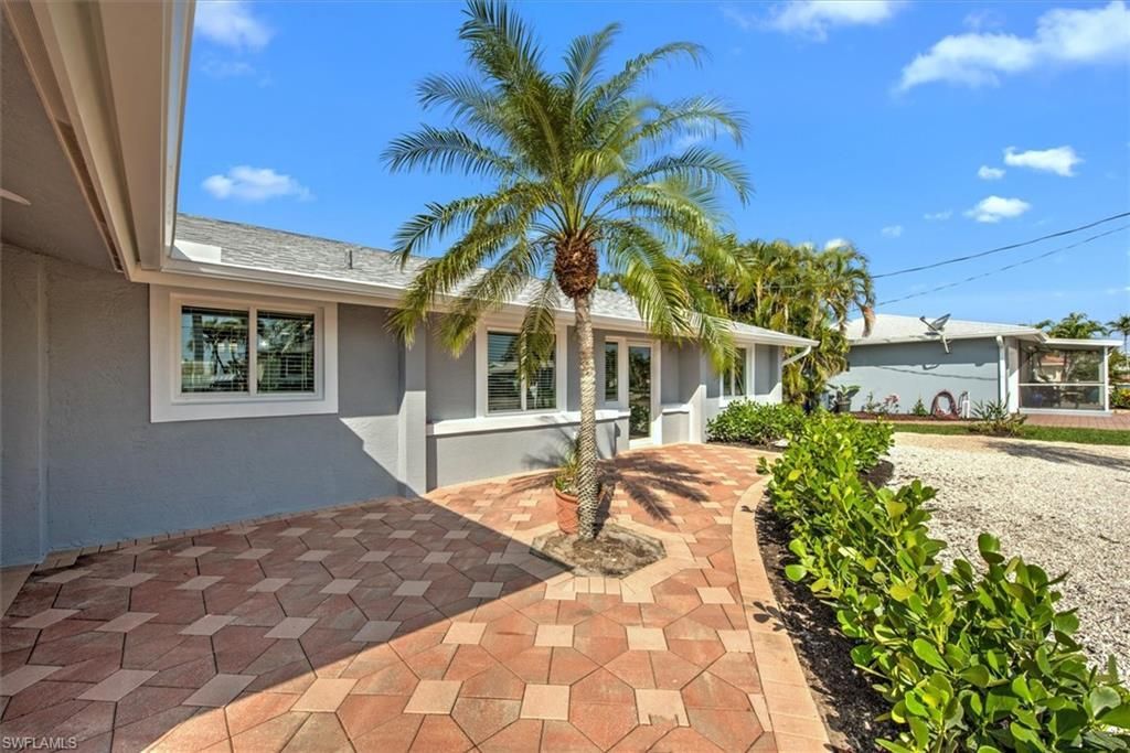 16 Palmview Blvd, Fort Myers Beach, FL 33931 Photo