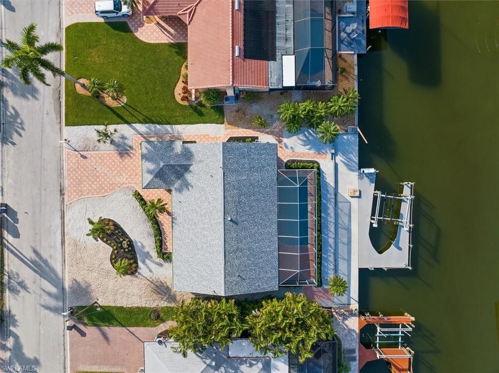 16 Palmview Blvd, Fort Myers Beach, FL 33931 Photo