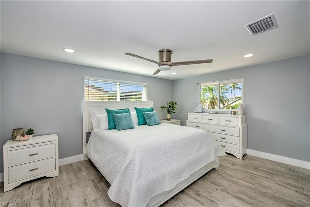 16 Palmview Blvd, Fort Myers Beach, FL 33931 Photo