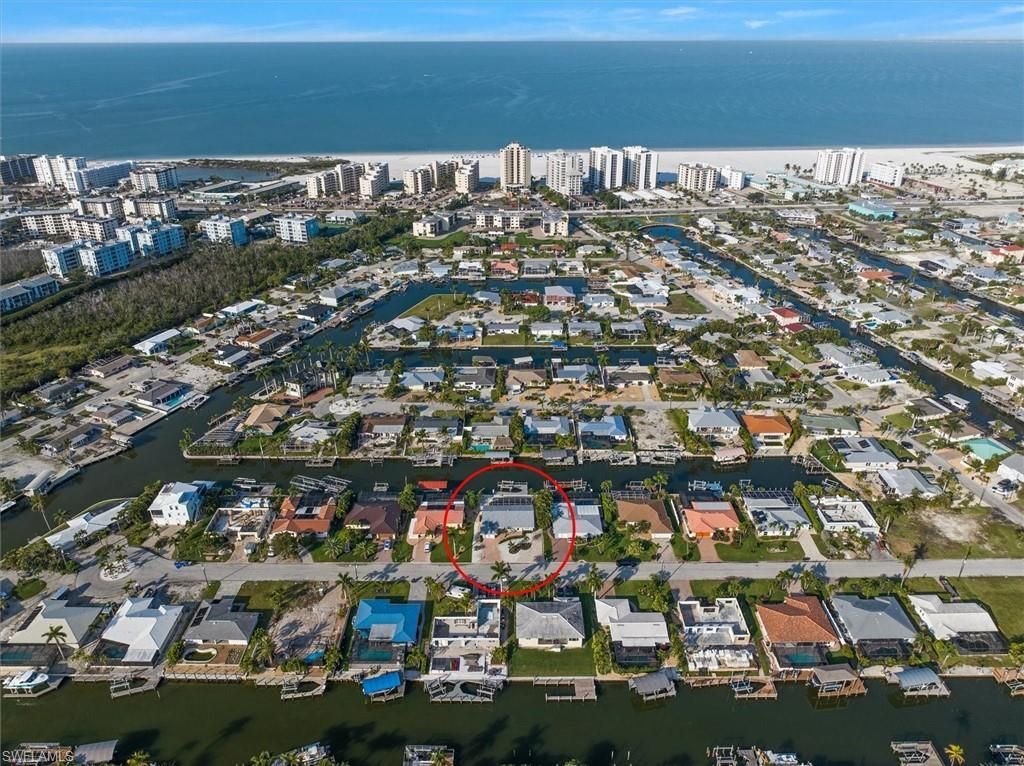 16 Palmview Blvd, Fort Myers Beach, FL 33931 Photo