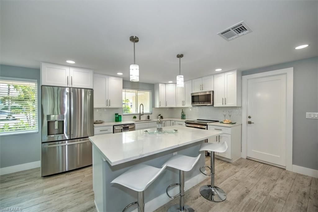 16 Palmview Blvd, Fort Myers Beach, FL 33931 Photo