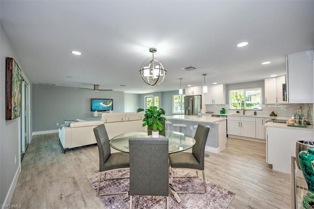 16 Palmview Blvd, Fort Myers Beach, FL 33931 Photo