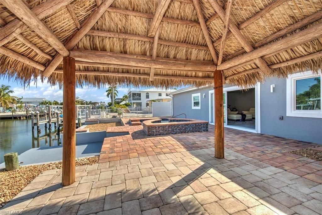 127 Albatross St, Fort Myers Beach, FL 33931 Photo