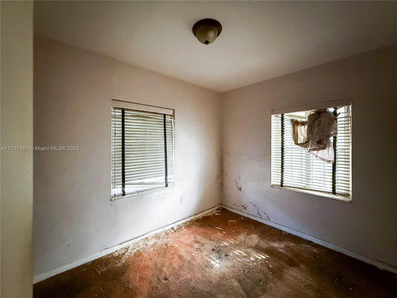 1770 NW 55th Ter, Miami, FL 33142 Photo