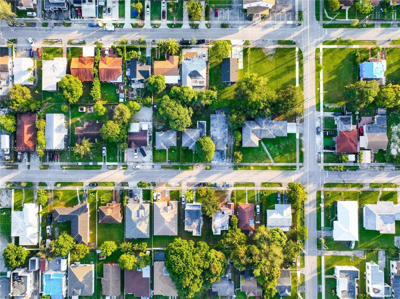 1770 NW 55th Ter, Miami, FL 33142 Photo