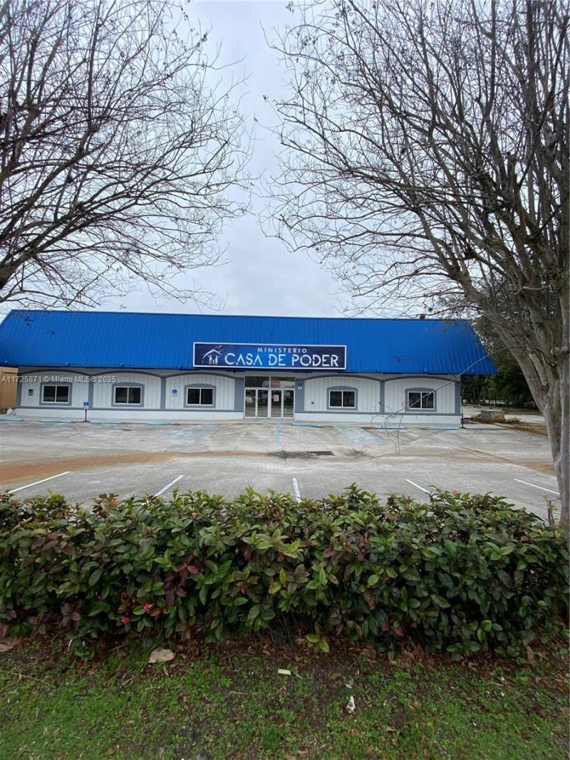 6950 Stirling Rd, Davie, FL 33024 Photo