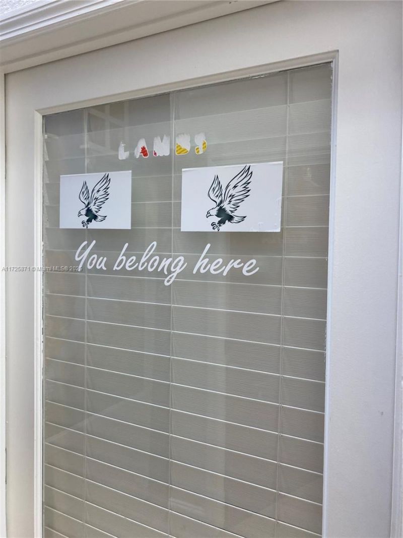 6950 Stirling Rd, Davie, FL 33024 Photo