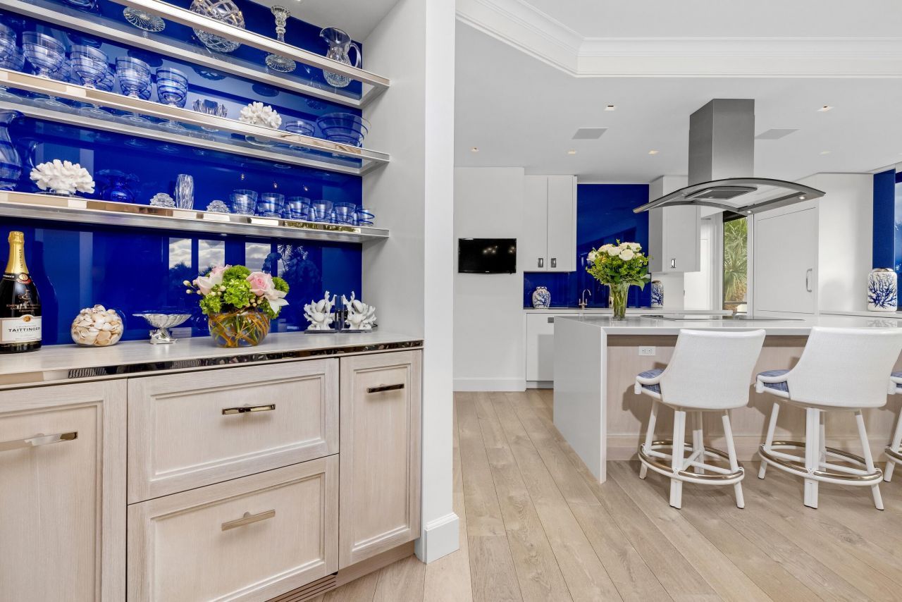 120 Sunset Avenue W, Unit 3a, Palm Beach, FL 33480 Photo