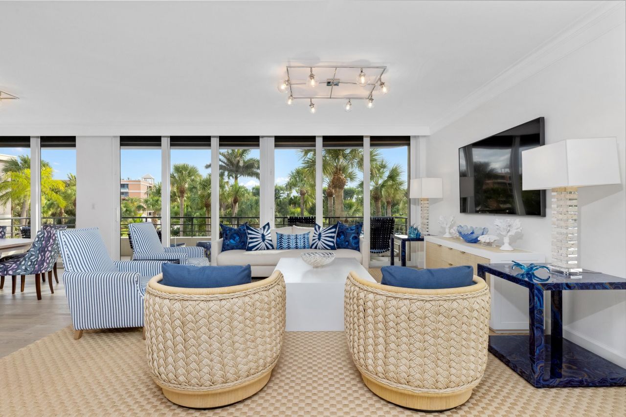 120 Sunset Avenue W, Unit 3a, Palm Beach, FL 33480 Photo