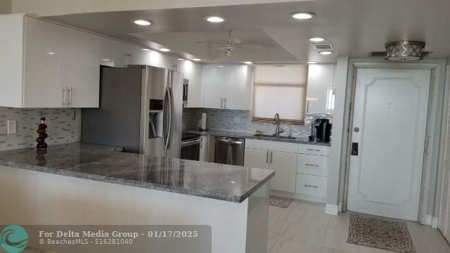 3100 NE 49 Street, Unit 702, Fort Lauderdale, FL 33308 Photo