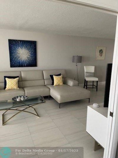 3100 NE 49 Street, Unit 702, Fort Lauderdale, FL 33308 Photo