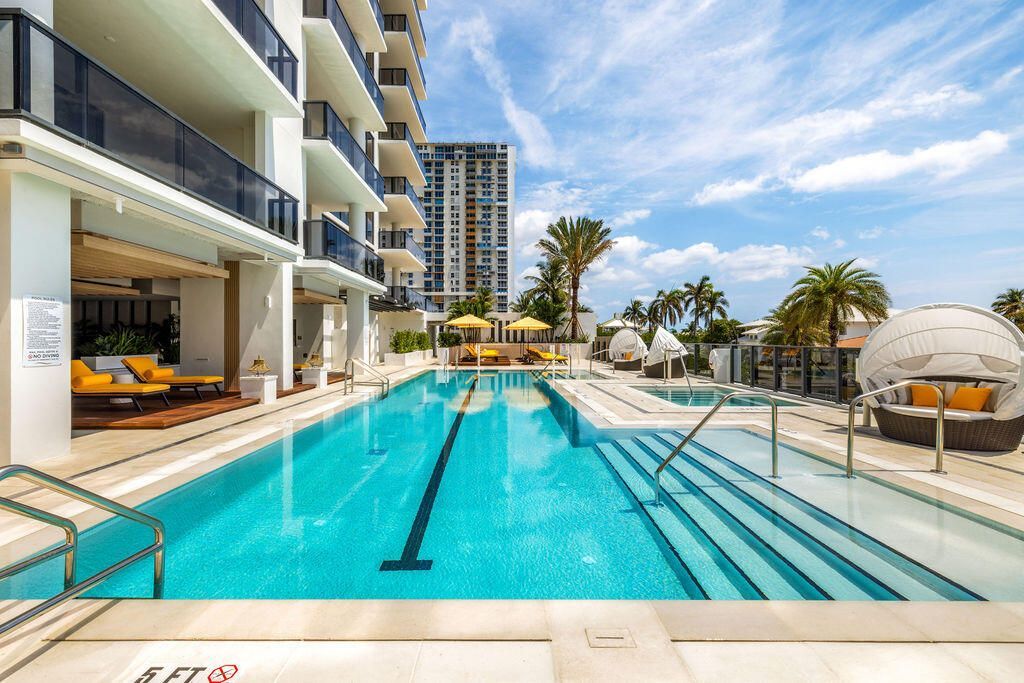 305 Briny Avenue, Unit 303, Pompano Beach, FL 33062 Photo